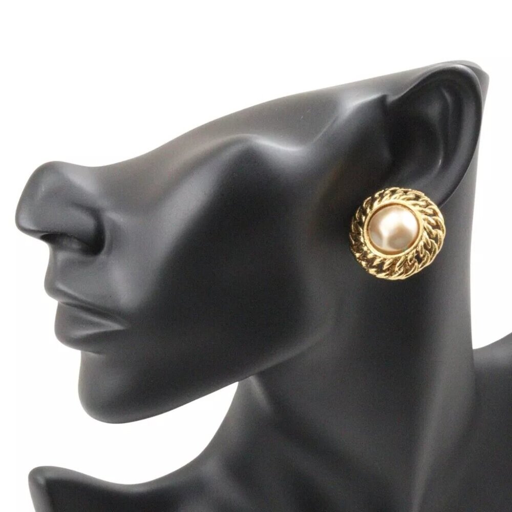 CHANEL Earring gold Plated Gold/Fake pearl 22.2g Women - Picture 2 of 5